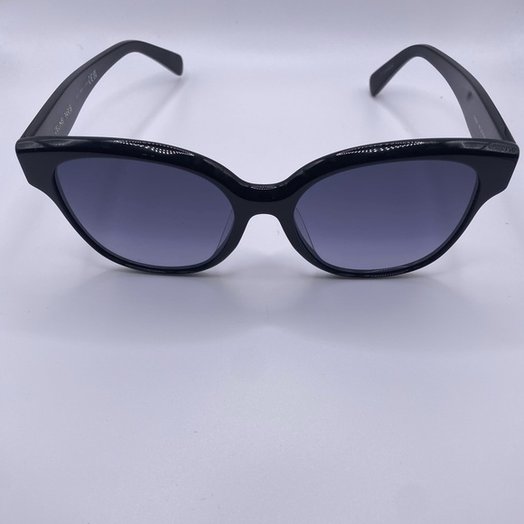 Celine Triomphe CL40204F Sunglasses 58-18-145 MISSING EMBLEM ON 1 ARM main image 4